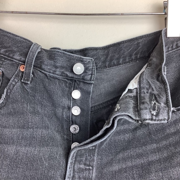 LEVI’S 501 DISTRESSED GRAY JEANS SHORTS - Picture 5 of 11